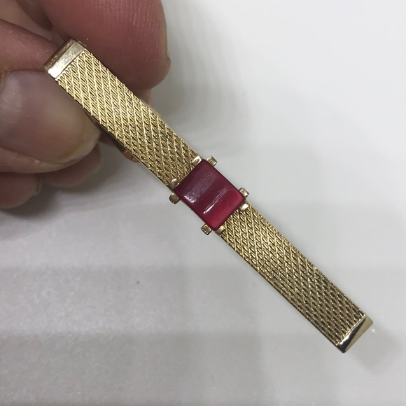 Swank Vintage Tie Clip Gold w Ruby Red Color Stone - Picture 2 of 7